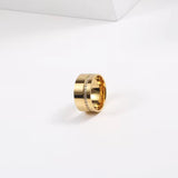 Regal Line Ring
