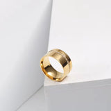 Regal Line Ring