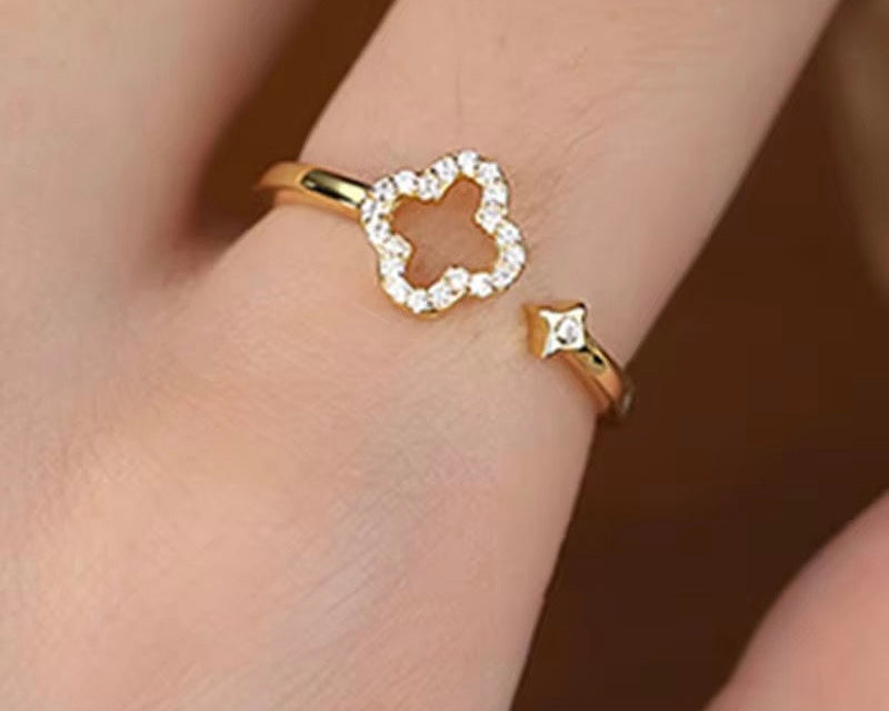 Clover Luxe Ring
