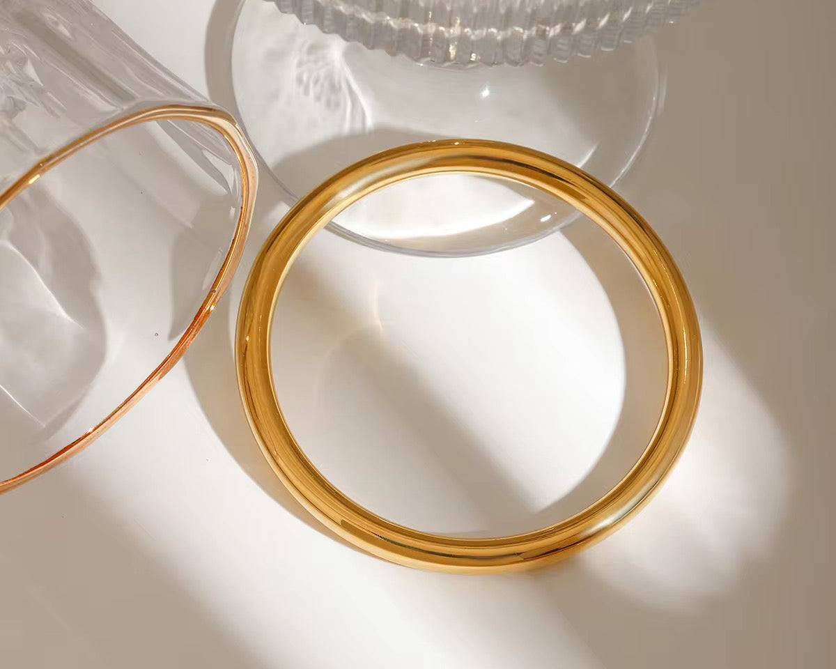 Majestic Glow Bangles